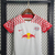 Kit Infantil RB Leipzig I Home 23/24 para jovens torcedores - Camisa oficial do RB Leipzig para crianças - Conjunto de futebol infantil do RB Leipzig - Roupa de jogo do RB Leipzig para meninos e meninas - Presente perfeito para fãs do RB Leipzig - Estilo 