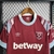Camisa West Ham I Home Versão Torcedor Masculino 22/23 - Camisa oficial do West Ham para torcedores - Estilo e conforto para os fãs do futebol - Compre a camisa do West Ham e mostre sua paixão - Camisa masculina do West Ham para jogos e treinos - Camisa d