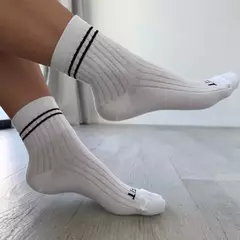 Medias LUFIT 3/4 Blancas CON LINEA Negra