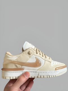 NIKE SB DUNK 3D BEIGE en internet