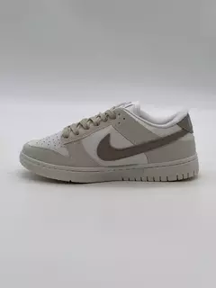 NIKE DUNK LOW GLITTER BEIGE en internet