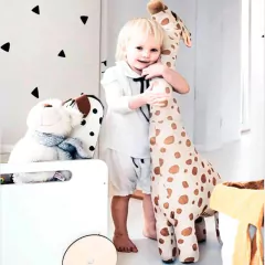 Girafinha Clara na internet