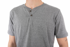 REMERA CON BOTONES - comprar online