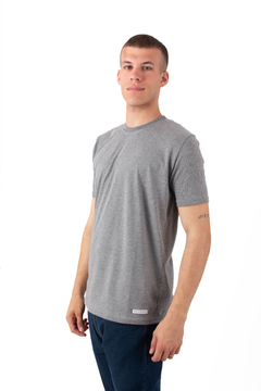 REMERA BASICA LISA - comprar online