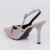 Bela - Scarpin Slingback Feminino Fivela Bico Fino Salto Alto Verniz Cinza - Not-Me Shoes - Fábrica Própria de Calçados Femininos