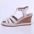 Déli - Sandália Feminina Anabela Bico Redondo Fivela Off-white - comprar online