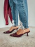 Lari - Mule Feminino Bico Fino Salto Baixo Vermelho Marsala - comprar online