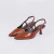 Íris - Scarpin Slingback Feminino Verniz Salto Baixo Caramelo - comprar online