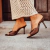 Roma - Mule Feminino Bico Fino de Tira Marrom - comprar online