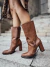 Sabrina - Bota Feminina Dobrada Salto Grosso Fivela Marrom Canyon