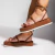 Sandália Papete Caramelo Plataforma Flatform Tiras Finas Fechamento Fivela Not-me Shoes