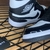 Jordan Mid 1 - Branco/Preto na internet