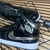Jordan Mid 1 - Preto/Dourado na internet