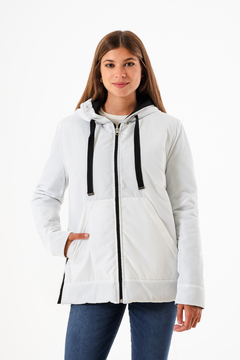 CAMPERA REVERSIBLE CON CAPUCHA Y ABERTURA LATERAL 1284 ( TALLE DEL S AL 4XL) - tienda online