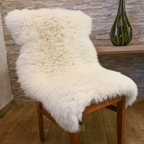 Pelego Natural de Ovelha Premium G