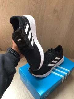Adidas Sport na internet