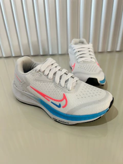 Air Zoom - Branco e Rosa - comprar online
