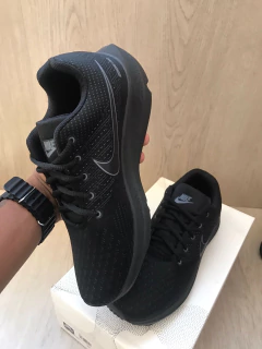 Nike zoom preto na internet