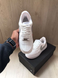 Nike air force na internet