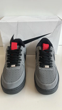 Air force cinza na internet