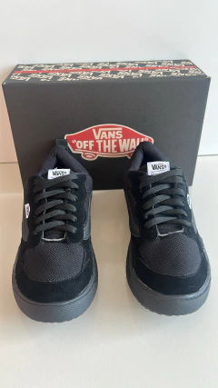 Vans Ultraranger na internet