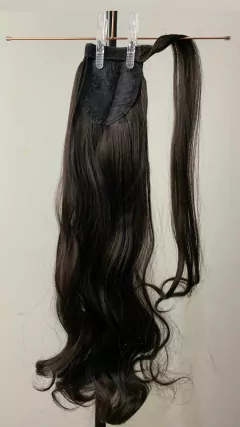 Rabo de cavalo ondulado castanho escuro #06 ( Velcro) 70cm