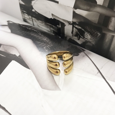 Anel Semijoia Dourado Três Aros - comprar online