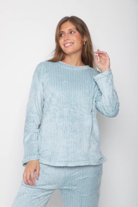 CONJUNTO ACANALADO LISO