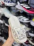 Chinelo LV velcro Off white holográfico - comprar online