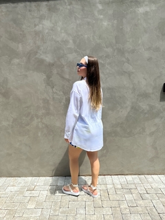 Camisa Charlotte na internet