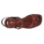 Descubra o conforto inigualável com nossa Sandália em Couro com Ajuste Elástico. Ideal para aliviar dores nos pés, possui palmilha de couro e solado emborrachado para estabilidade. Perfeita para o dia a dia ou ocasiões casuais. Adicione elegância e confor