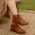 Descubra a Bota Feminina Cano Curto em Couro com Zíper Lateral. Estilo e conforto para o seu dia a dia. Garanta a sua agora!
