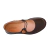 Descubra o equilíbrio perfeito entre estilo e bem-estar com nosso sapato Zambeze em couro. Ideal para alívio de dores leves, com salto plataforma e solado aderente, perfeito para qualquer ocasião.