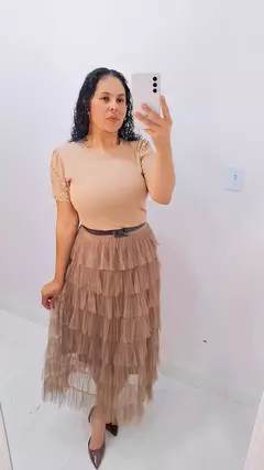 Saia camadas com stras