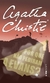 Capa do livro "Por que não pediram a Evans?" de Agatha Christie, com um personagem em uma montanha e um farol ao fundo.