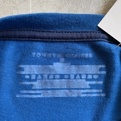 Remera Tommy Hilfiger - T. M - tienda online