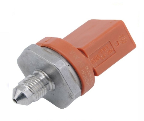 Sensor Pressão Combustível Jetta Audi A4 A3passat 06j906051d