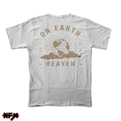 T-Shirt On earth as it is in heaven (Assim na terra como no céu camiseta tradicional) - comprar online