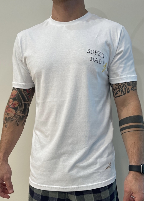 CAMISA BORDADA SUPER DAD - BRANCA