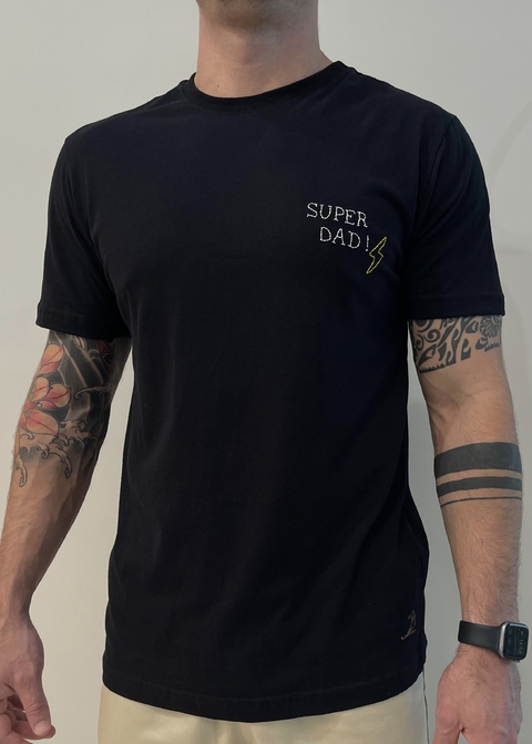CAMISA BORDADA SUPER DAD - PRETA