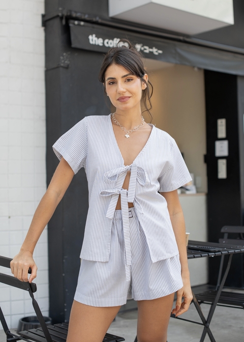 BLUSA NICE - LISTRAS CINZA