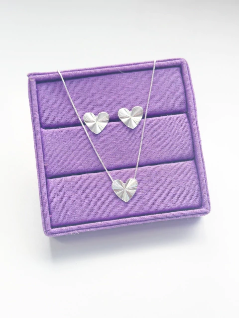 Conjunto coração martelado - comprar online