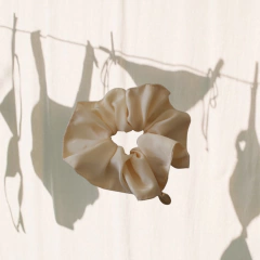 Scrunchie de Seda Floral Feito à mão - loja online