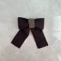 Laço Orquídea Marrom Linho Bordado - loja online