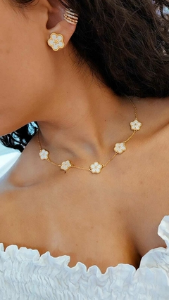 Colar flor encantador - comprar online