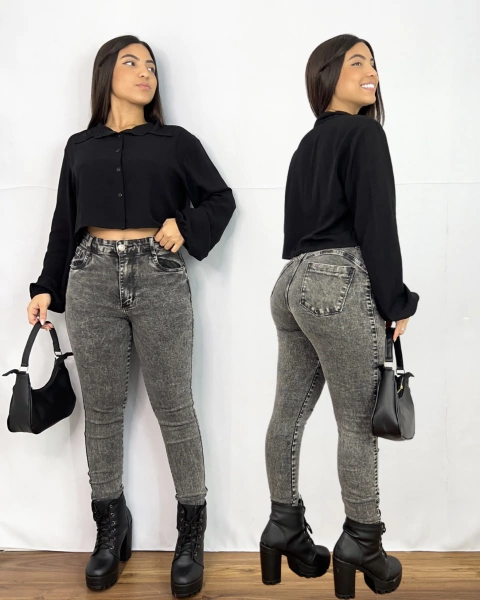 Calça skinny grafitte