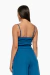 Crop top tirantes azul con detalles de cuentas, diseño elegante y moderno. Mod. Tiana sku. 34935