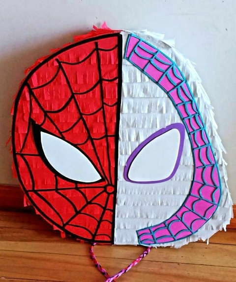 Piñata Spidey