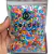 Pacote de pedrarias coloridas Misturinha Colors Fun 100g, com várias contas em diversas cores.