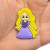 Aplique emborrachado da princesa Rapunzel, com cabelo longo e vestido roxo